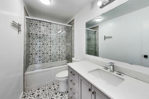 Tiny photo for 6033 N Sheridan Road #36G, Chicago, IL 60660 (MLS # 12407641)