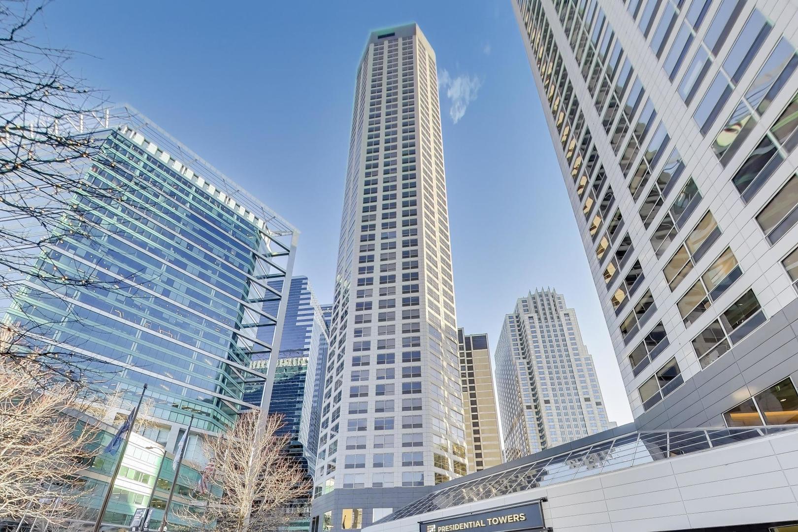 555 W Madison Street 3502