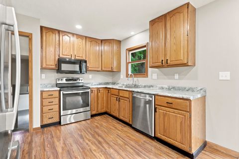 Tiny photo for 3026 W Rusholme Street, Davenport, IA 52804 (MLS # 12681926)