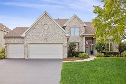 Photo of 1250 Tunbridge Trail, Algonquin, IL 60102 (MLS # 12761336)