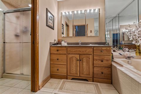 Tiny photo for 22 W Maple Lane #22, Palos Heights, IL 60463 (MLS # 12544967)