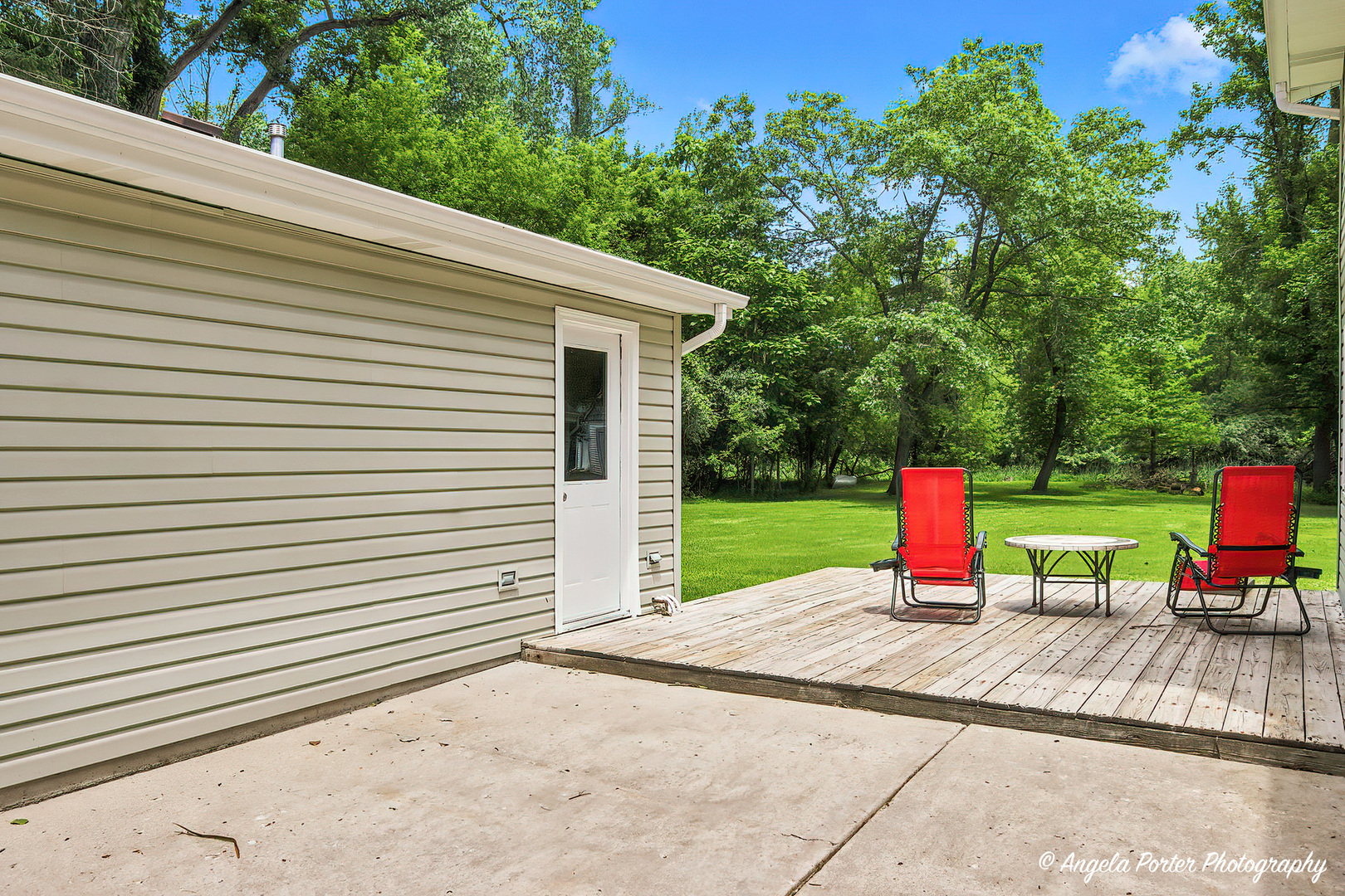 4404 Giant Oak Drive