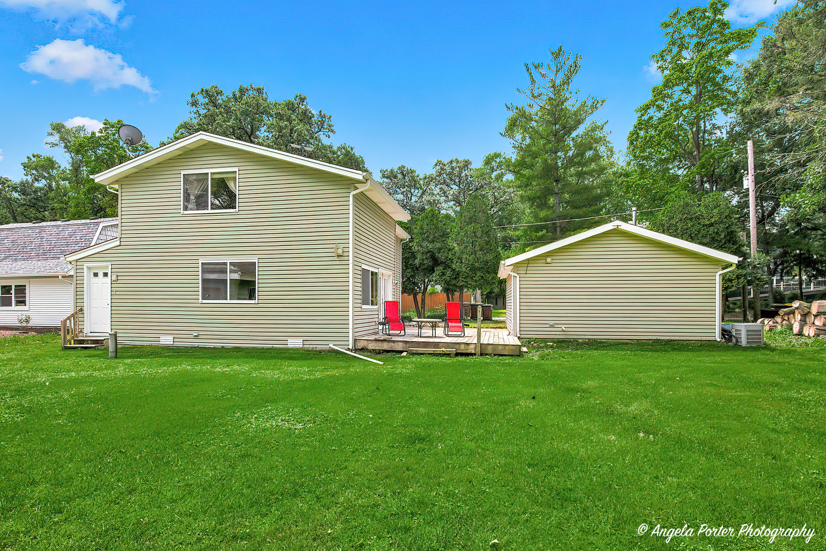 4404 Giant Oak Drive