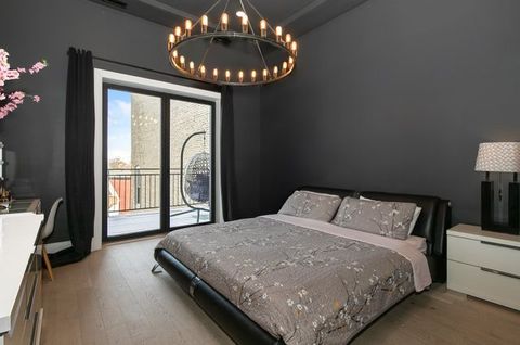 Tiny photo for 3057 N Lincoln Avenue #4C, Chicago, IL 60657 (MLS # 12550879)