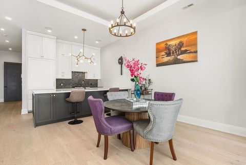 Tiny photo for 3057 N Lincoln Avenue #4C, Chicago, IL 60657 (MLS # 12550879)