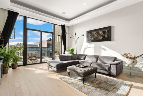 Tiny photo for 3057 N Lincoln Avenue #4C, Chicago, IL 60657 (MLS # 12550879)