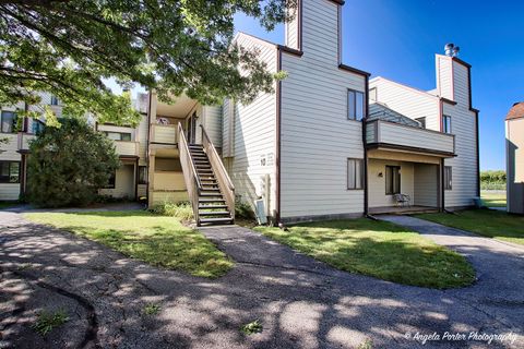 Tiny photo for 3334 Berwyn Avenue #120, North Chicago, IL 60064 (MLS # 12474392)