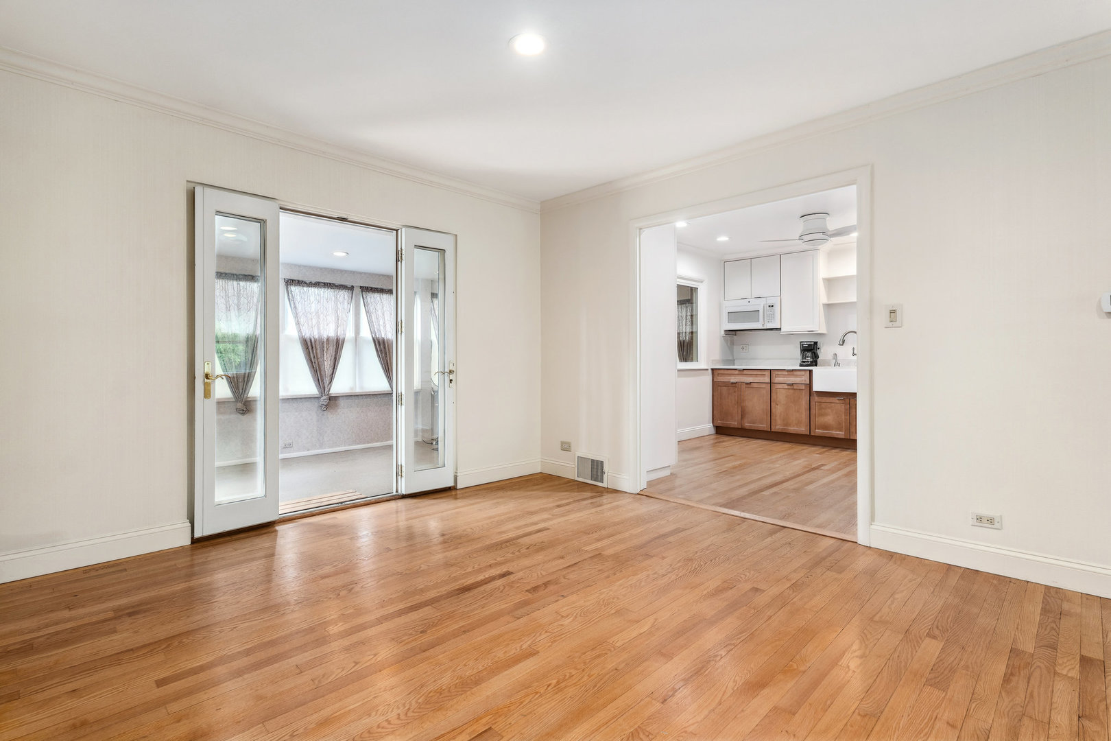 1817 Walnut Circle