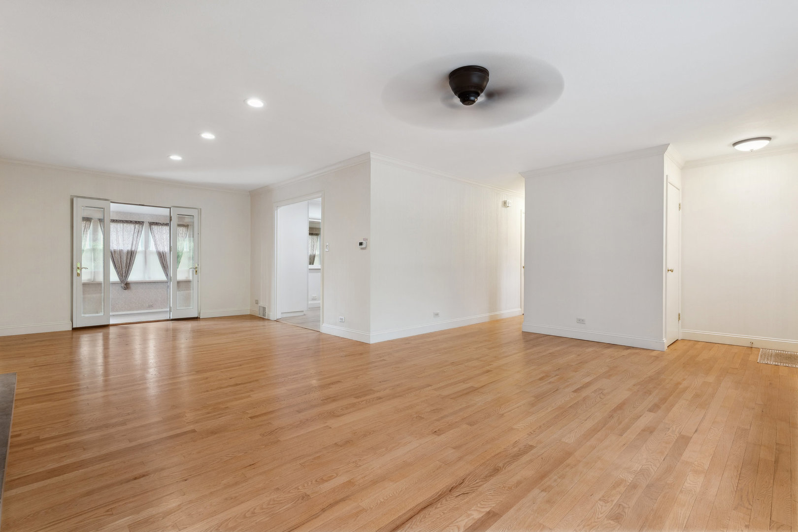 1817 Walnut Circle