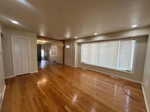 Tiny photo for 248 N Gay Court, Glenwood, IL 60425 (MLS # 12516750)