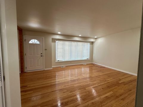 Tiny photo for 248 N Gay Court, Glenwood, IL 60425 (MLS # 12516750)