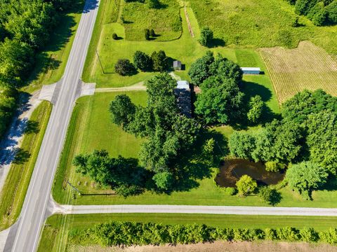 Tiny photo for 9857 Highway 45, Flora, IL 62839 (MLS # 12685197)