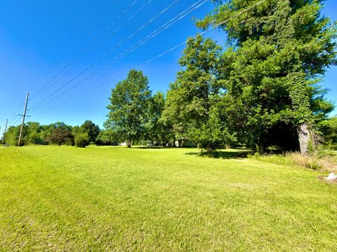 Tiny photo for 9857 Highway 45, Flora, IL 62839 (MLS # 12685197)