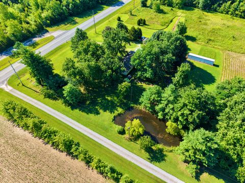Photo of 9857 Highway 45, Flora, IL 62839 (MLS # 12685197)