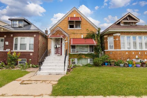7255 S Artesian Avenue Chicago IL 60629