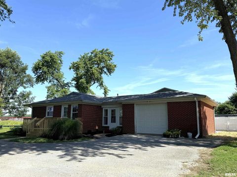 Tiny photo for 744 AIRPORT Road, Metropolis, IL 62960 (MLS # EB459927)