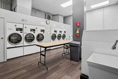 Tiny photo for 20 N Tower Road #9C, Oak Brook, IL 60523 (MLS # 12631657)