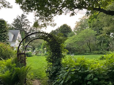 A home in Barrington Hills