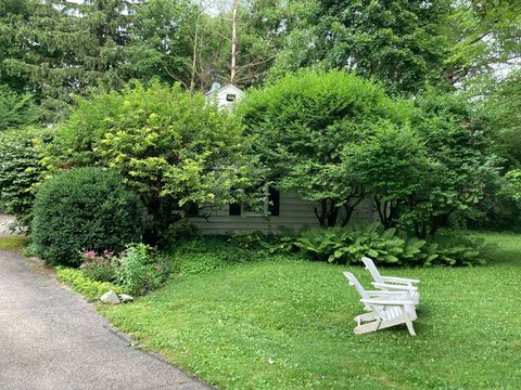 A home in Barrington Hills