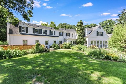 A home in Barrington Hills