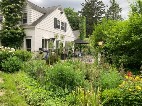 A home in Barrington Hills