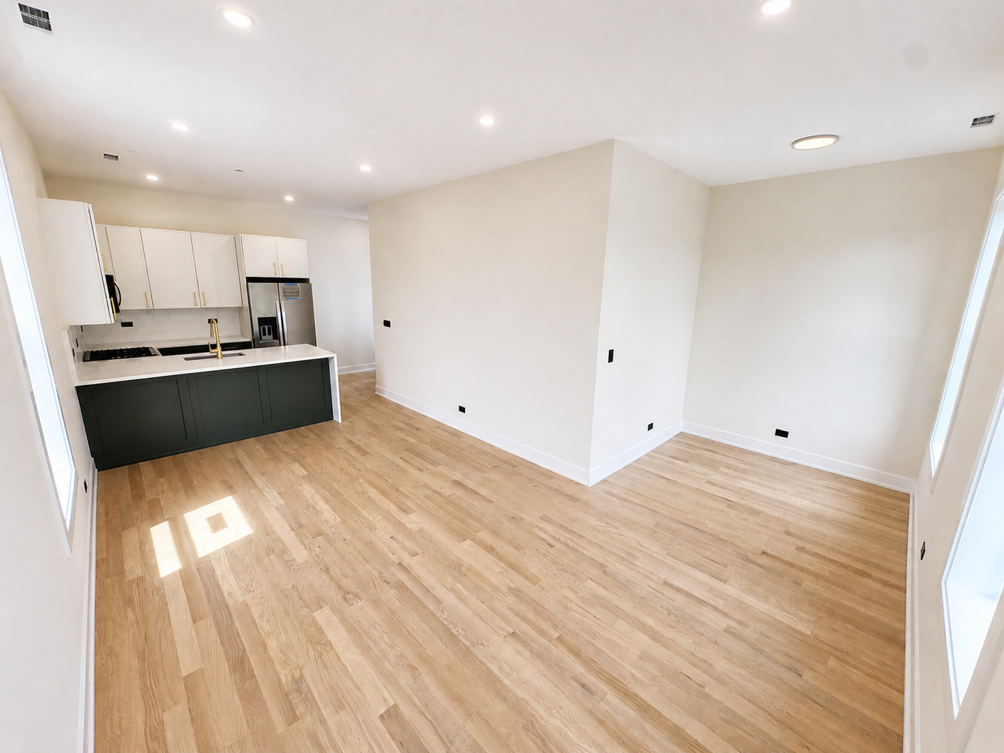 1416 N Maplewood Avenue 3