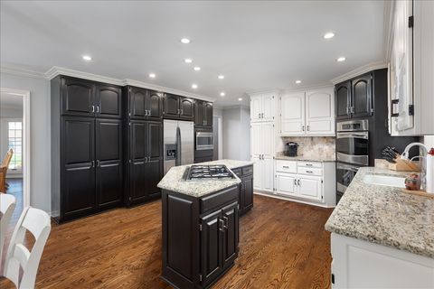 Tiny photo for 1576 Pine Lake Drive, Naperville, IL 60564 (MLS # 12601962)