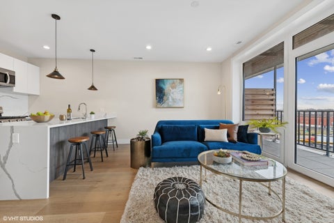 Tiny photo for 2342 W Adams Street #402, Chicago, IL 60612 (MLS # 12774742)