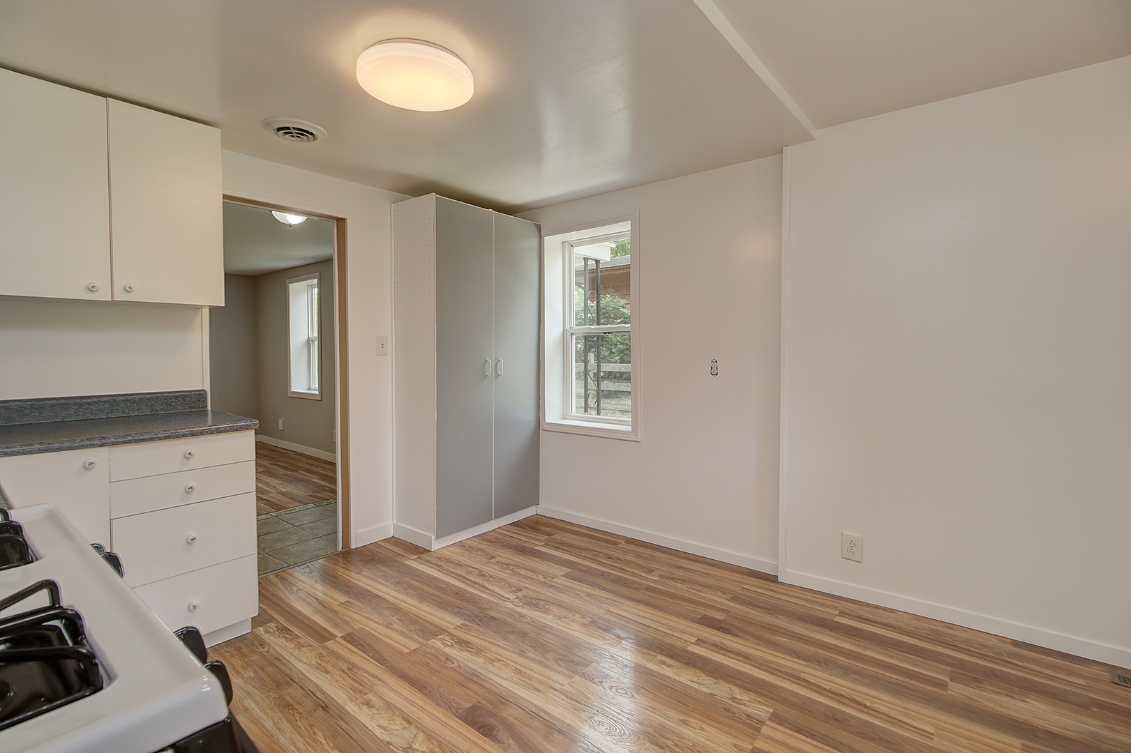 416 E MAIN Street