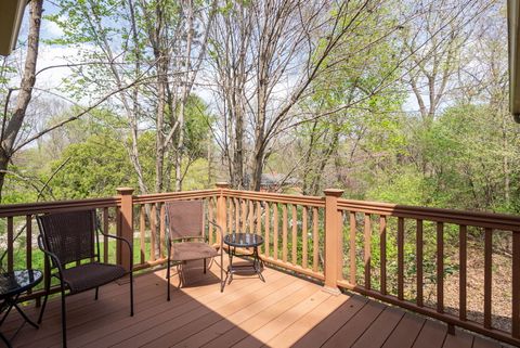 Tiny photo for 8 Briarwood Lane, Rock Island, IL 61201 (MLS # 12624026)