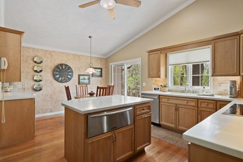 Tiny photo for 8 Briarwood Lane, Rock Island, IL 61201 (MLS # 12624026)