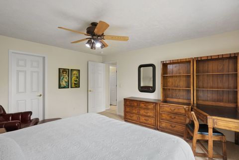 Tiny photo for 8 Briarwood Lane, Rock Island, IL 61201 (MLS # 12624026)