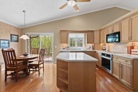 Tiny photo for 8 Briarwood Lane, Rock Island, IL 61201 (MLS # 12624026)