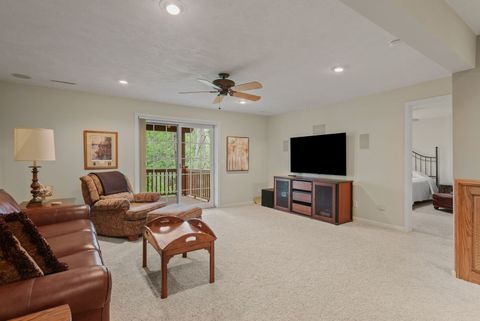 Tiny photo for 8 Briarwood Lane, Rock Island, IL 61201 (MLS # 12624026)