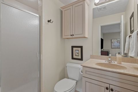 Tiny photo for 8 Briarwood Lane, Rock Island, IL 61201 (MLS # 12624026)