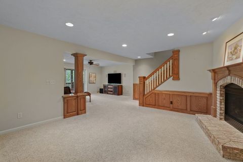 Tiny photo for 8 Briarwood Lane, Rock Island, IL 61201 (MLS # 12624026)