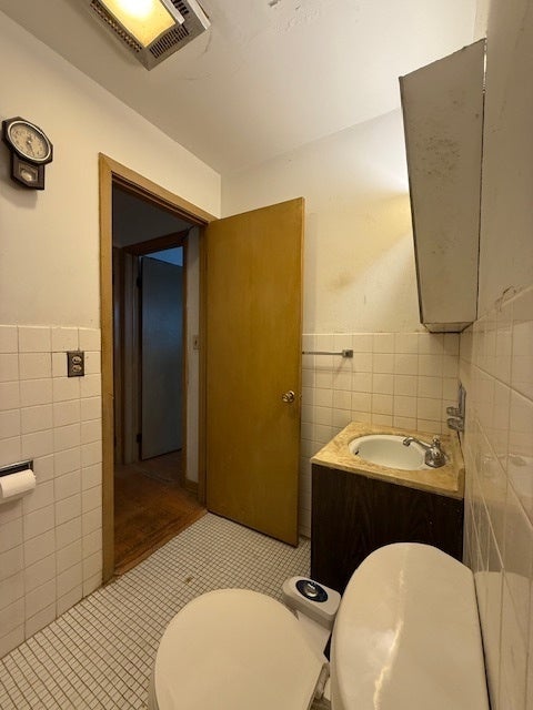 Tiny photo for 1517 W Lunt Avenue #2A, Chicago, IL 60626 (MLS # 12678378)