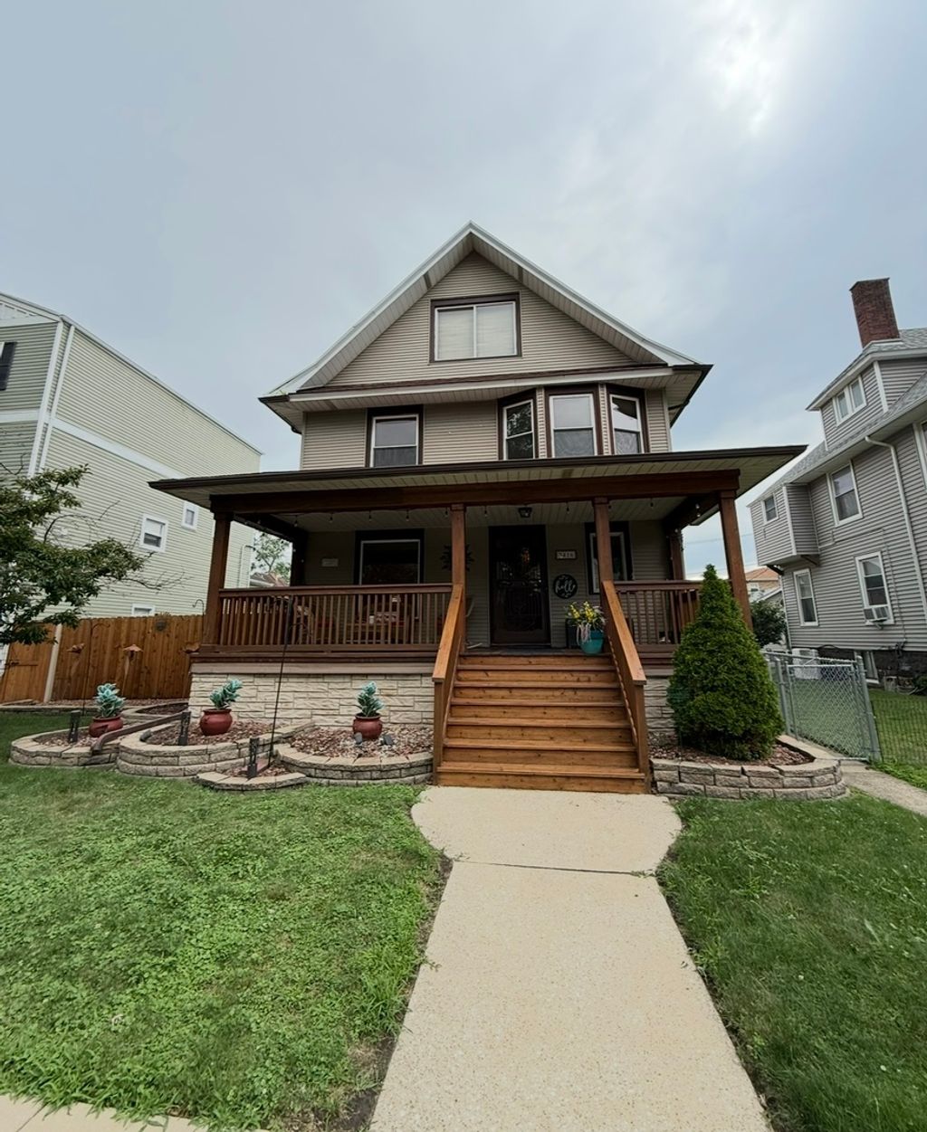 Photo for 3416 Euclid Avenue, Berwyn, IL 60402 (MLS # 12507051)