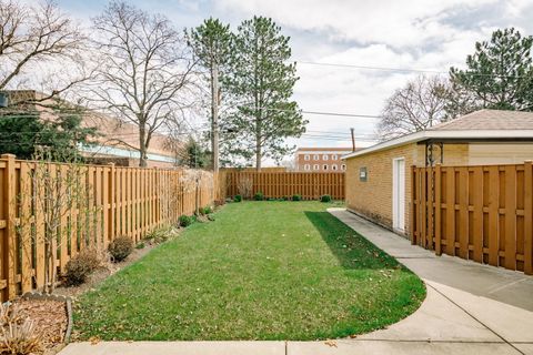 Tiny photo for 8929 National Avenue, Morton Grove, IL 60053 (MLS # 12596145)