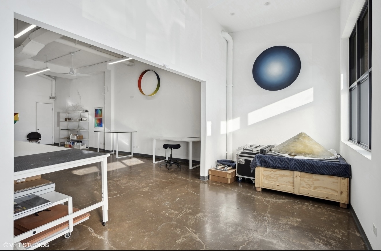 860 N California Avenue 1N