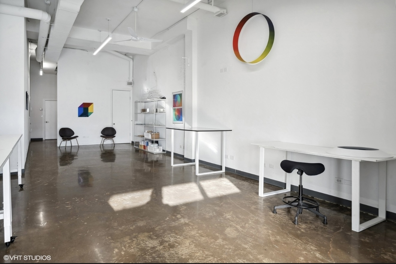 860 N California Avenue 1N