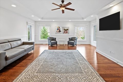 Tiny photo for 3 Elsinoor Drive, Lincolnshire, IL 60069 (MLS # 12609895)