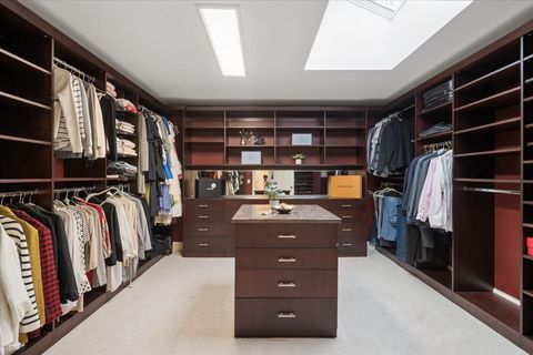 Tiny photo for 3 Elsinoor Drive, Lincolnshire, IL 60069 (MLS # 12609895)