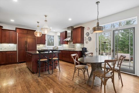 Tiny photo for 3 Elsinoor Drive, Lincolnshire, IL 60069 (MLS # 12609895)