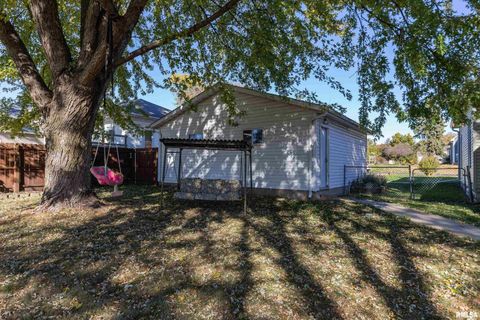 Tiny photo for 401 3RD Street, Matherville, IL 61263 (MLS # QC4269136)