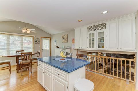 Tiny photo for 7930 Grant Street, Darien, IL 60561 (MLS # 12451994)