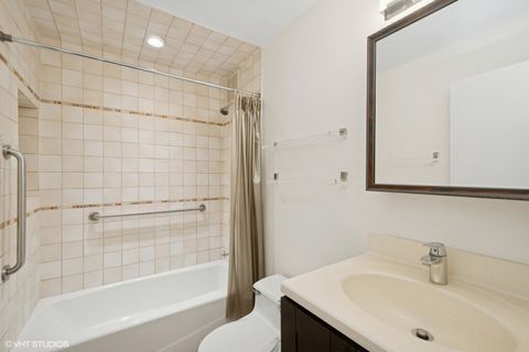 Tiny photo for 1100 N Lake Shore Drive #11B, Chicago, IL 60611 (MLS # 12583019)