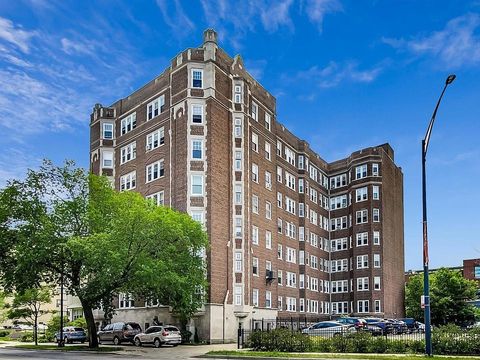 Photo of 6334 N Sheridan Road #3F, Chicago, IL 60660 (MLS # 12520742)