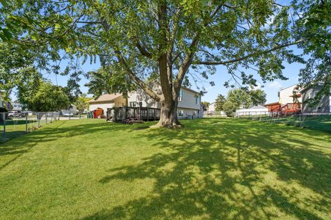 Tiny photo for 351 Juniper Court, Carol Stream, IL 60188 (MLS # 12460198)