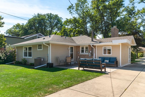 Tiny photo for 9129 Mango Avenue, Morton Grove, IL 60053 (MLS # 12754534)
